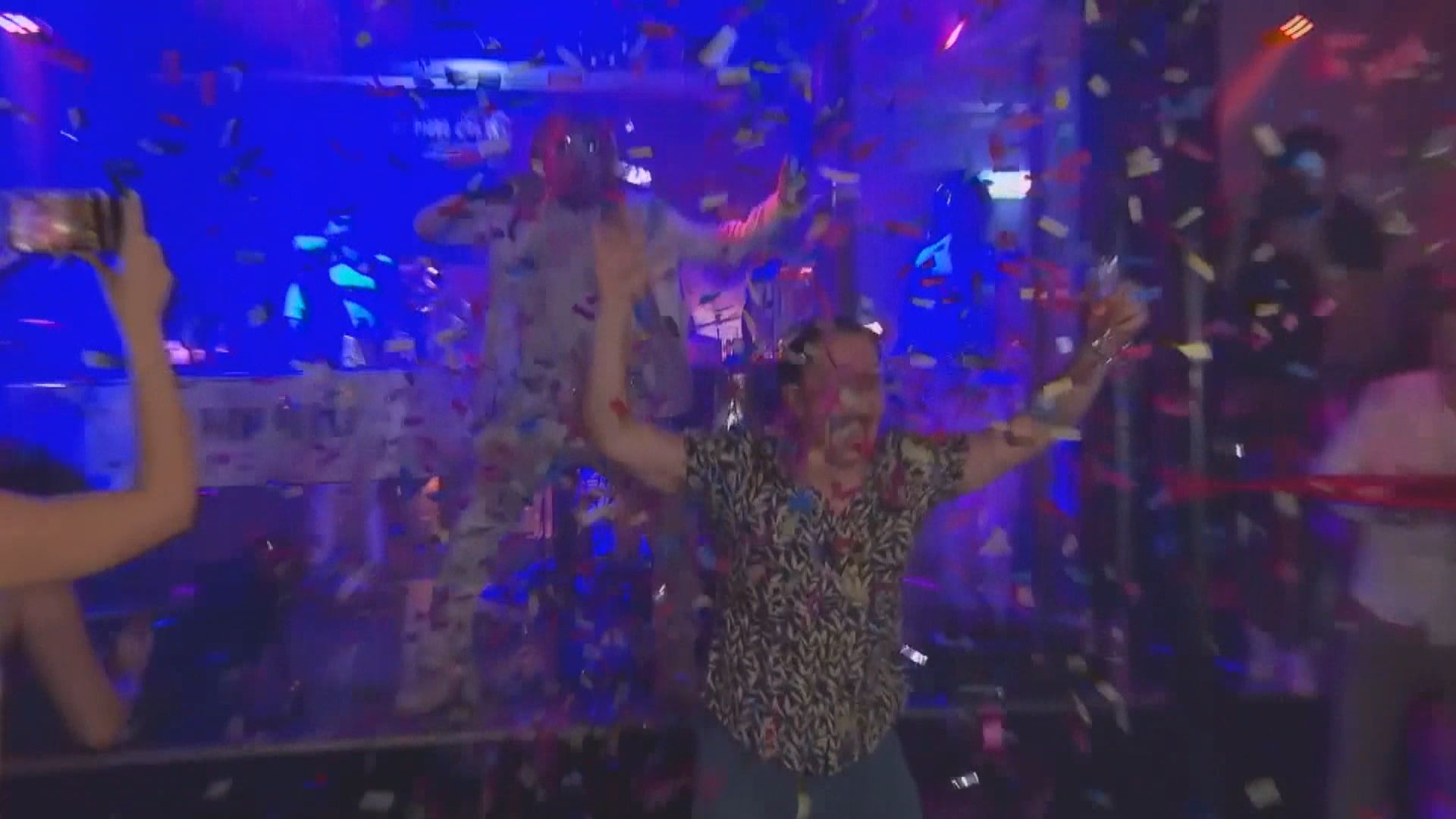 英格蘭解封　專家警告每日新增確診或達二十萬宗