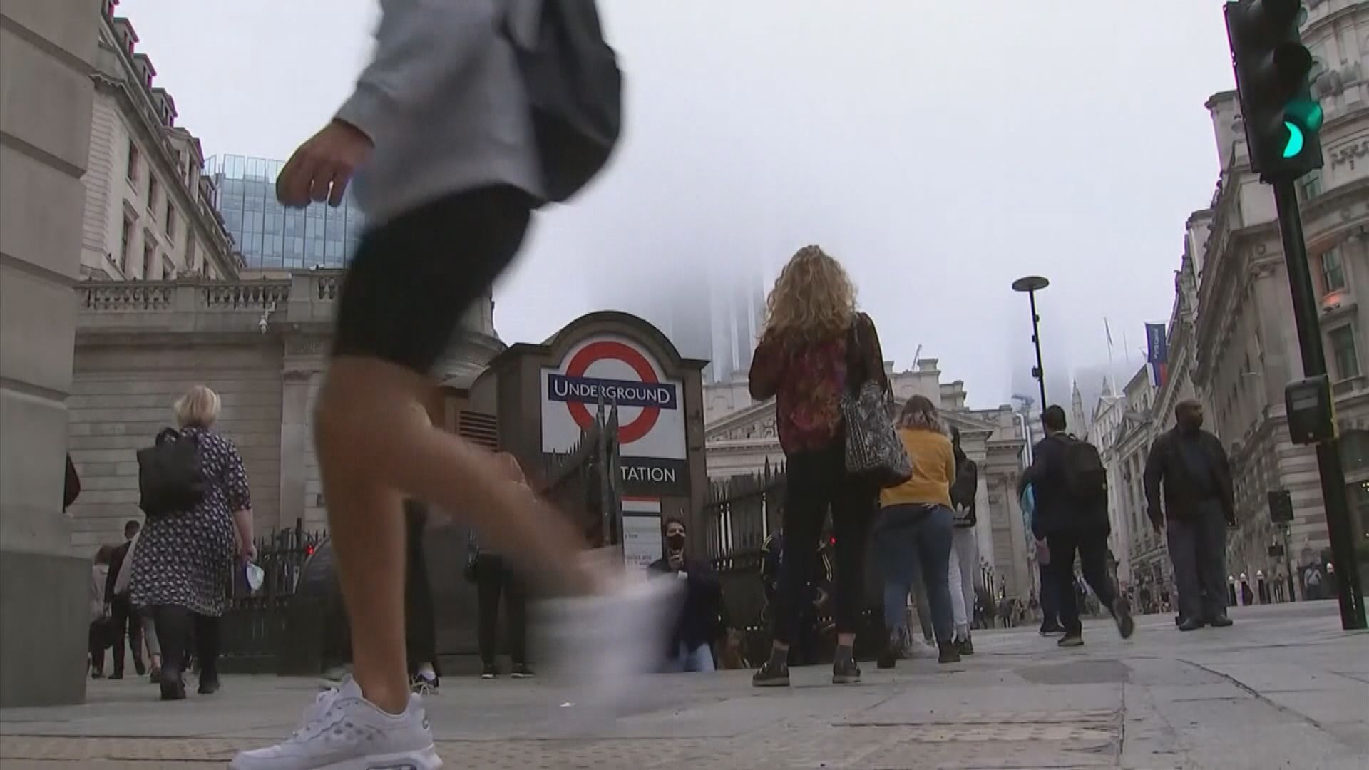 英國新增逾3萬5千宗確診