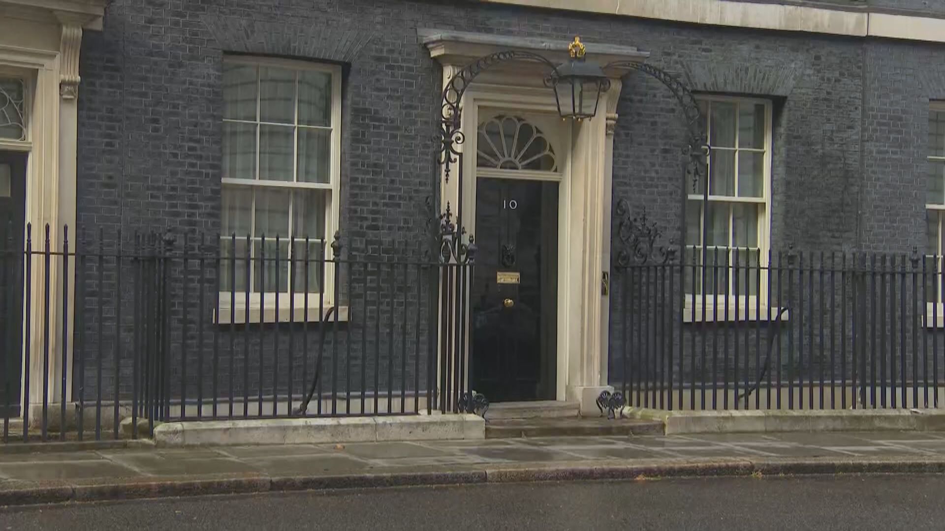 法國加強限制來自英國旅客入境　約翰遜重申不會實施全面封城