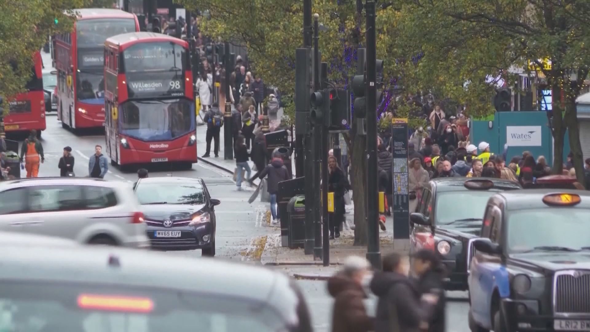 英國不再要求到英格蘭前要接受病測檢