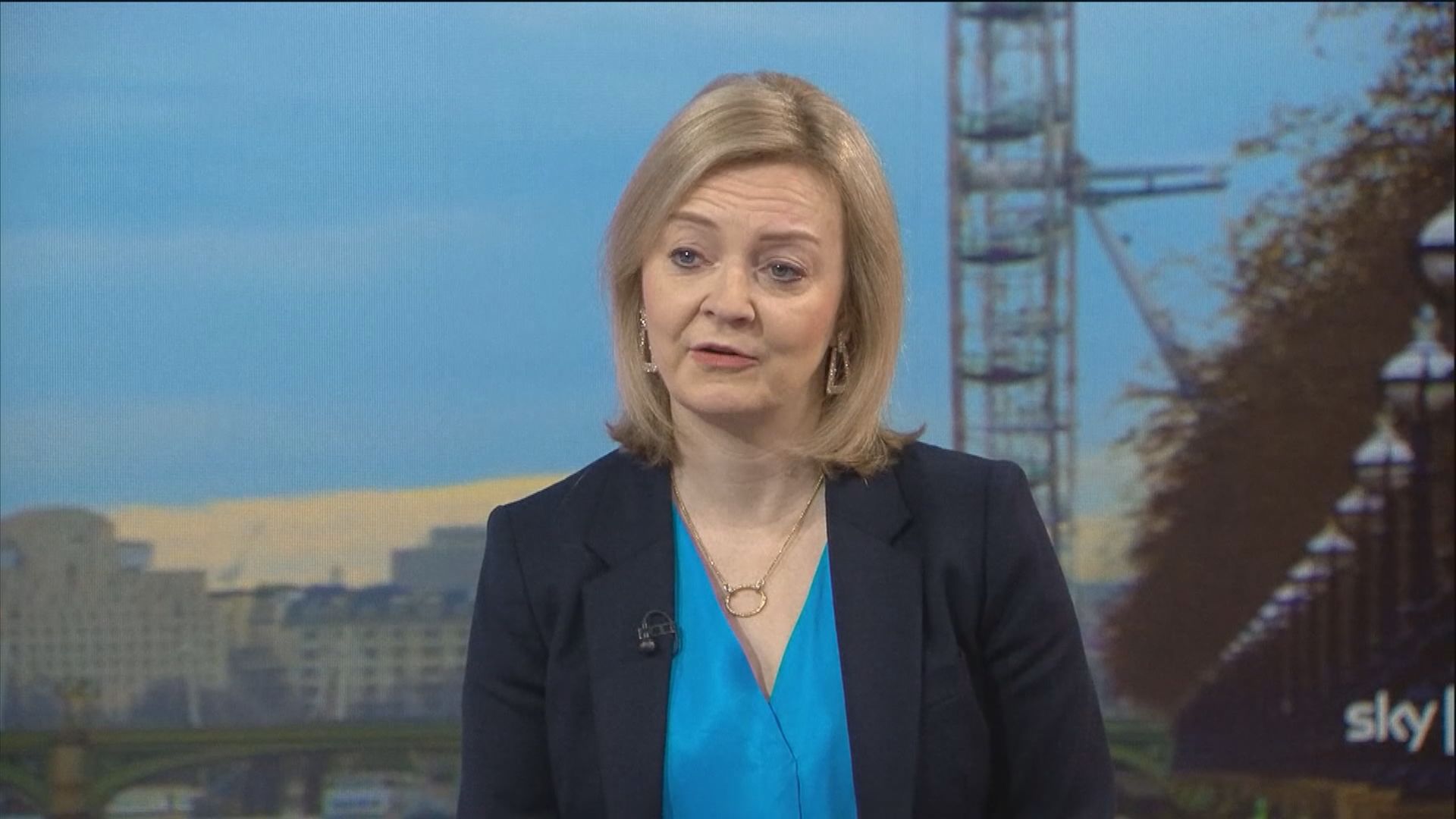 英國外相卓慧思對新冠病毒檢測呈陽性