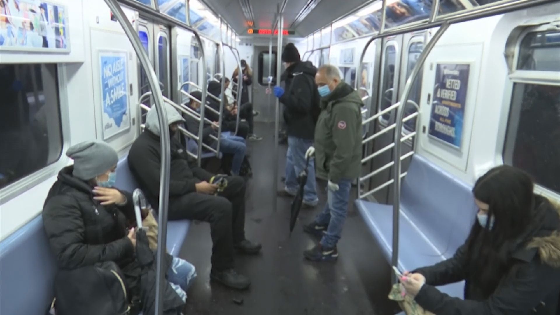 特朗普指疫情高峰已過　將公布重啟國家指引