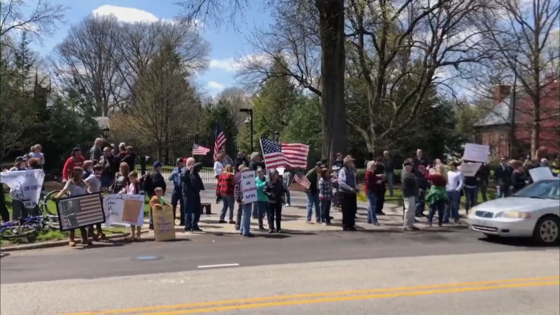 美國續有示威要求放寬防疫措施