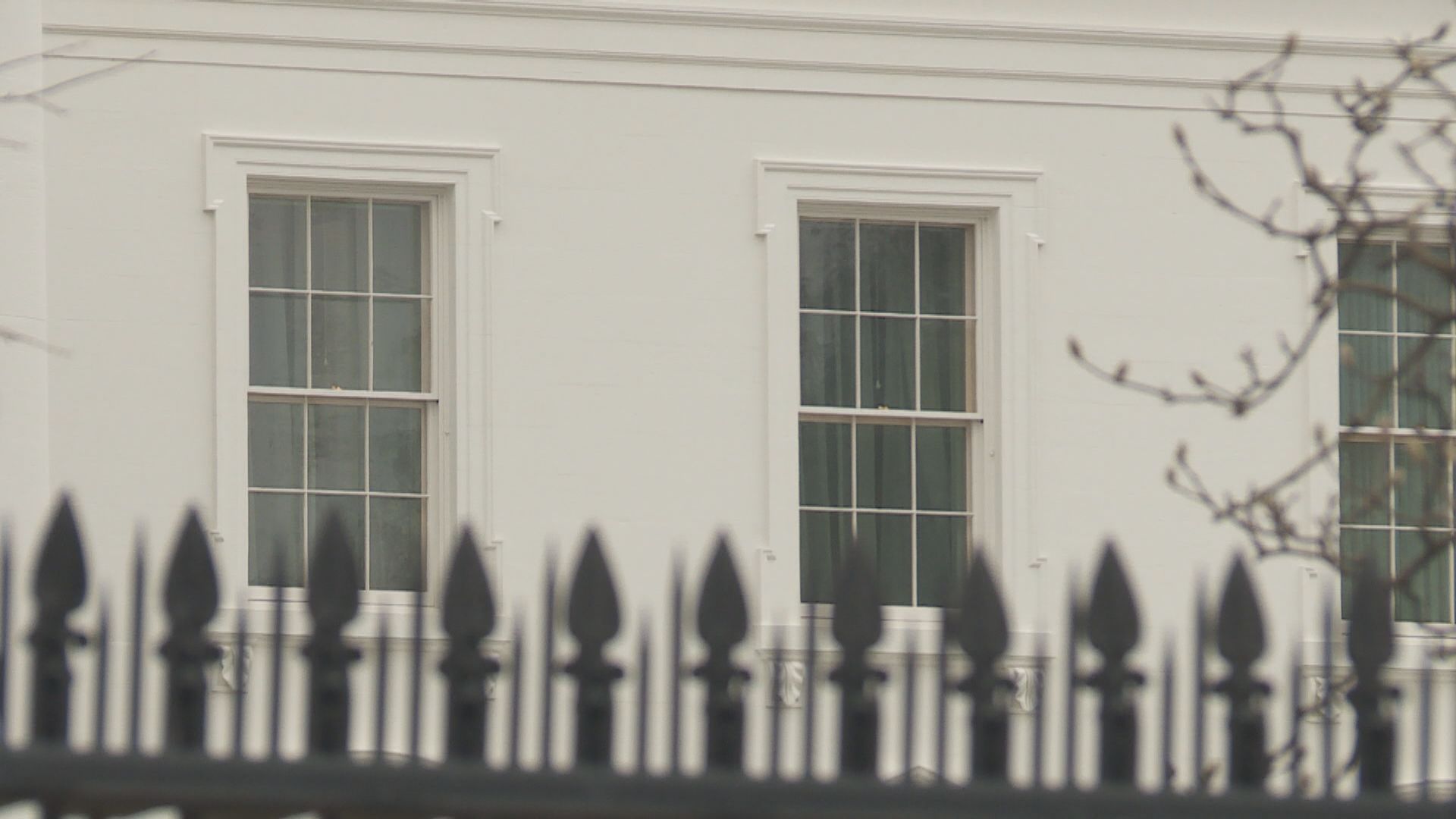 負責保護特朗普的特勤局據報最少34人確診