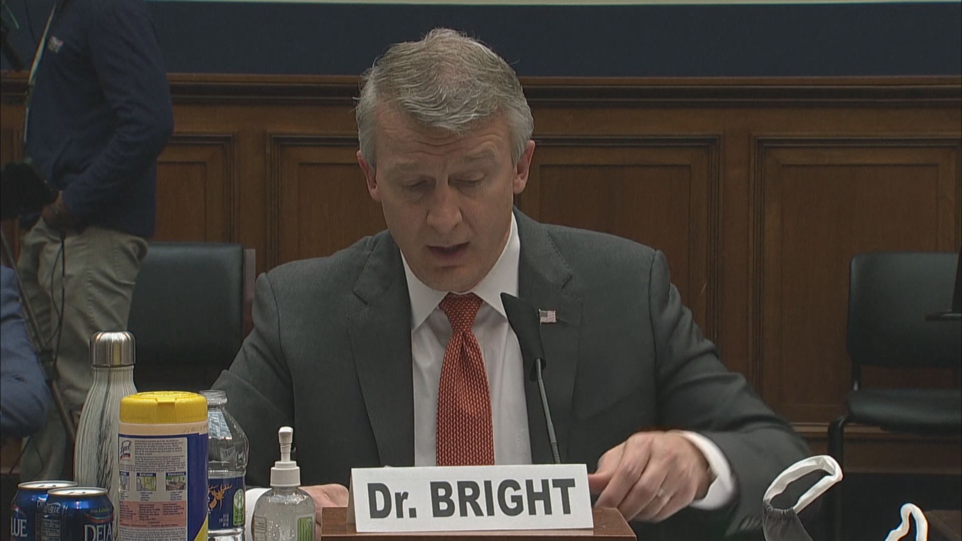 美前衛生官員指反對以羥氯喹用藥致被解僱