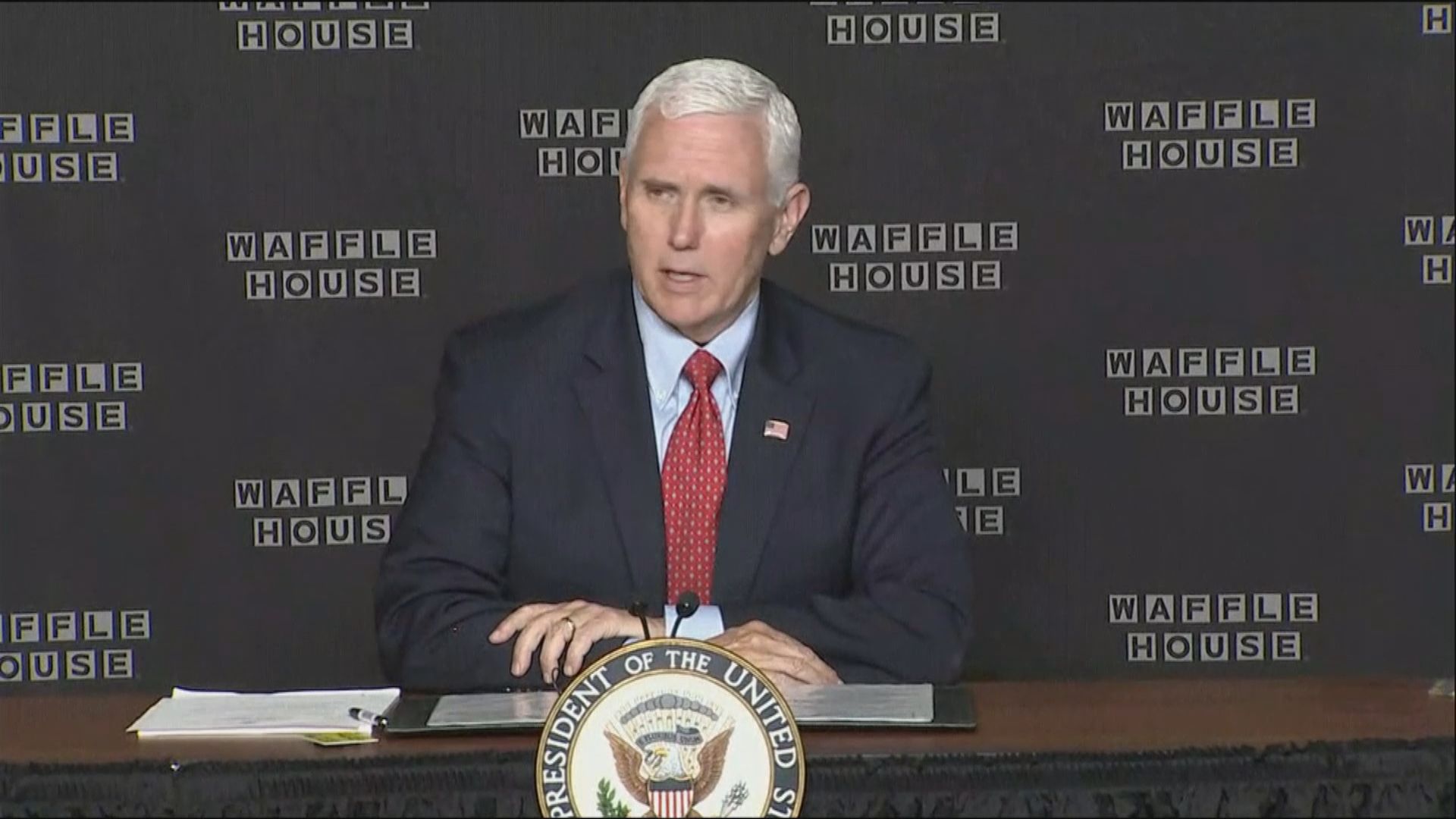 彭斯：中國聯同世衛隱瞞重要資訊　令全世界失望