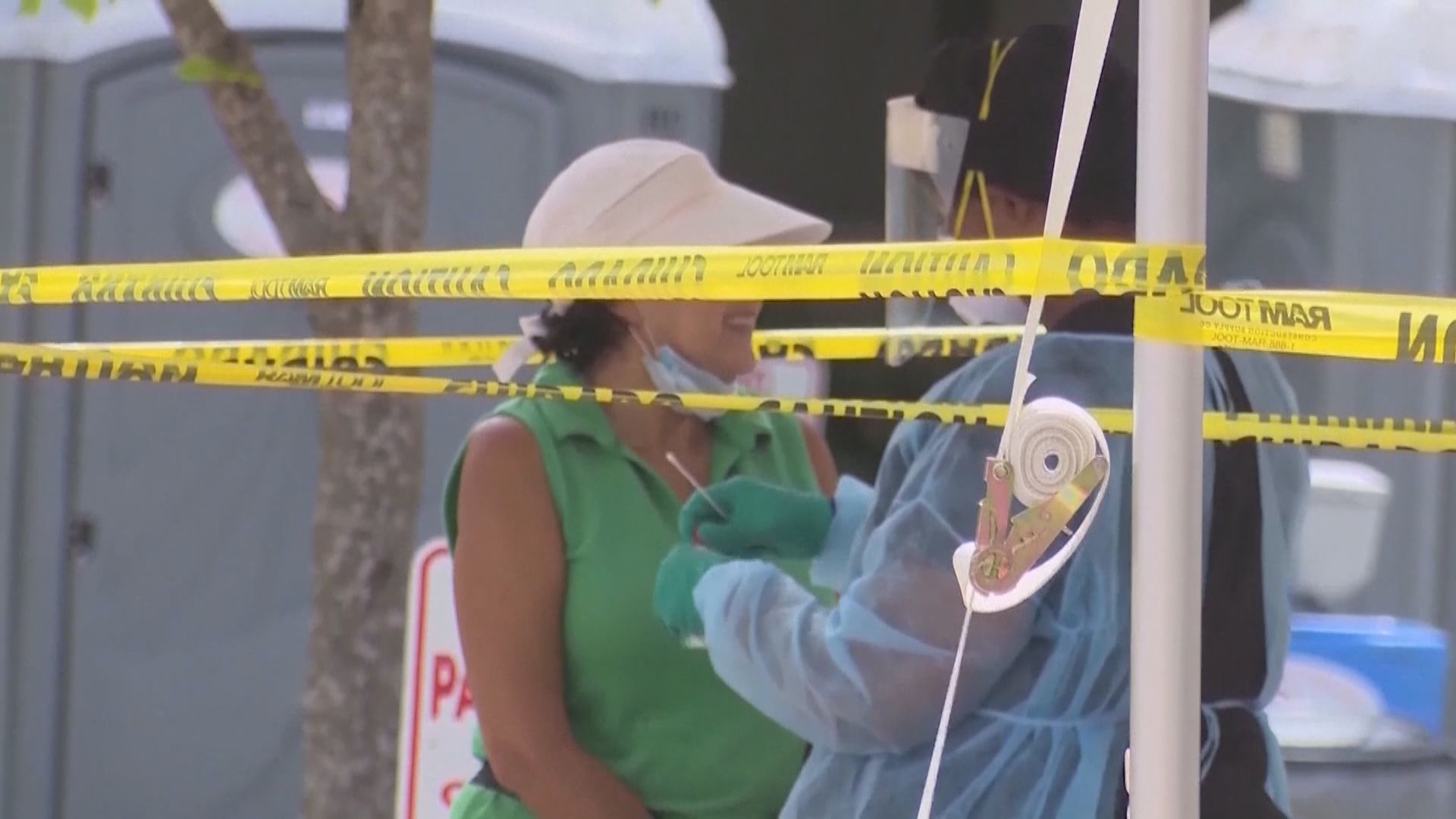 美國多個州份新冠病毒新增個案持續錄得單日新高