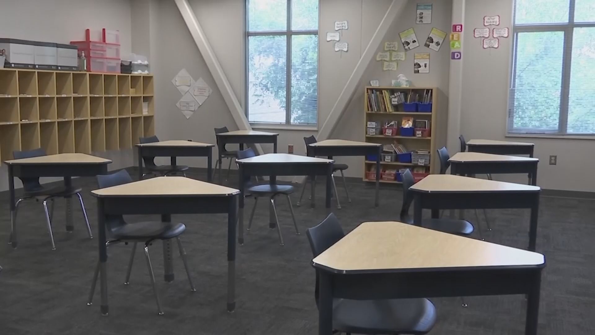 特朗普再堅持學校如期復課