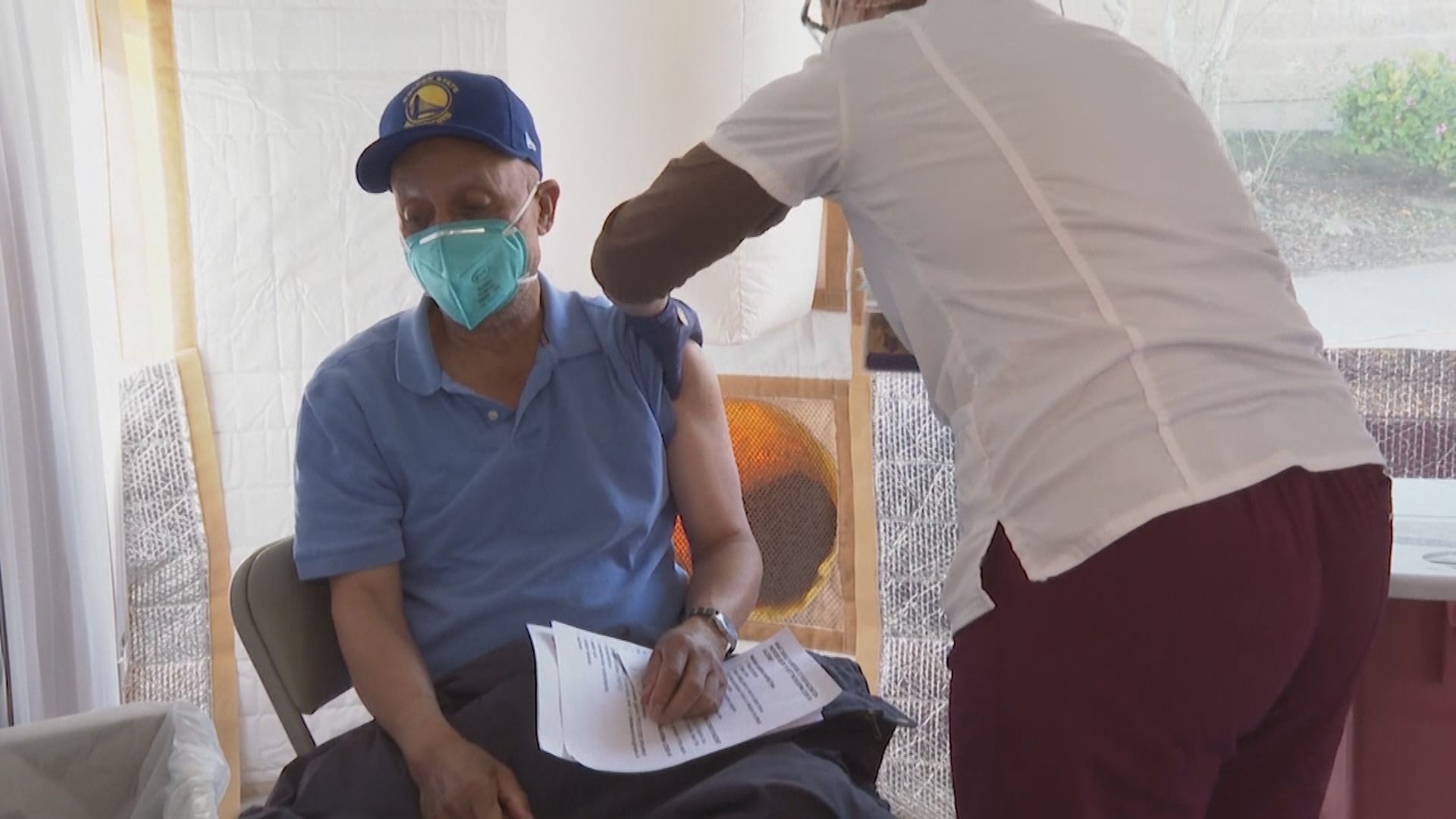 美國疫情再度加劇每天平均新增逾十萬宗確診