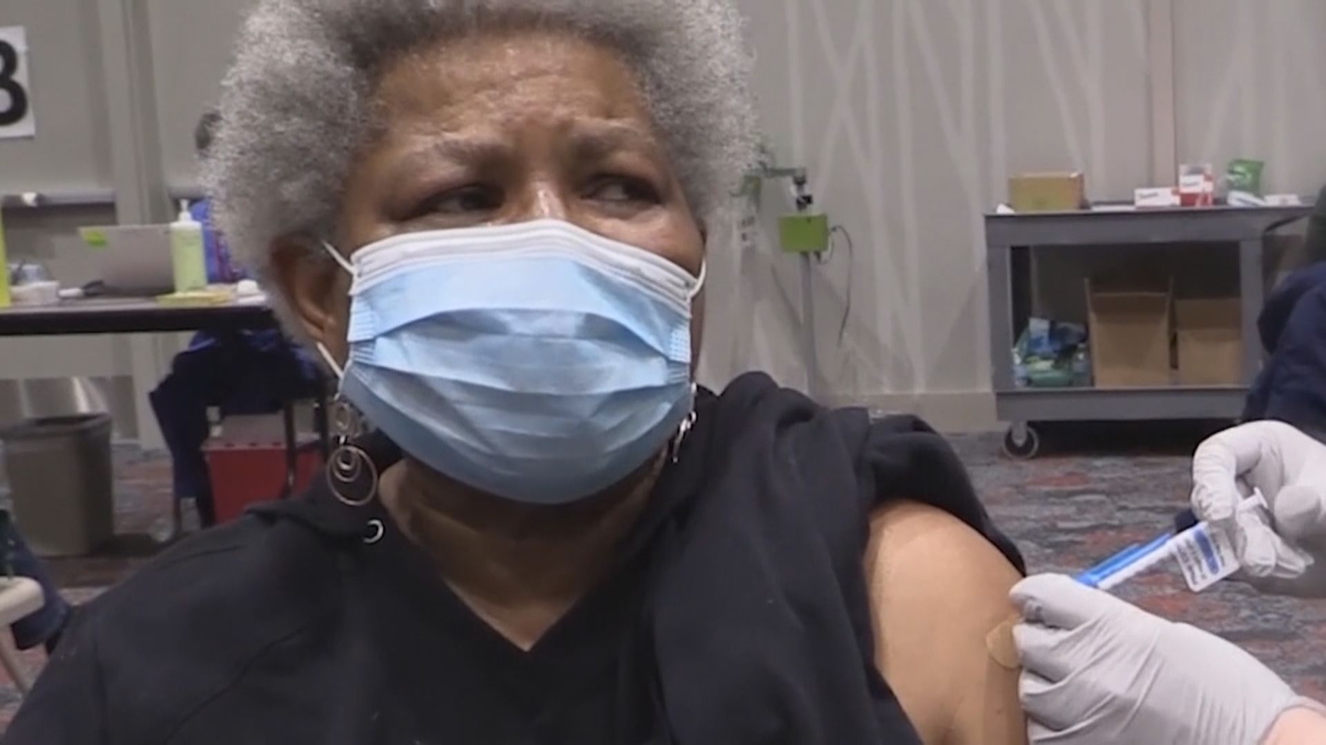 美新冠死亡人數超越西班牙流感大流行