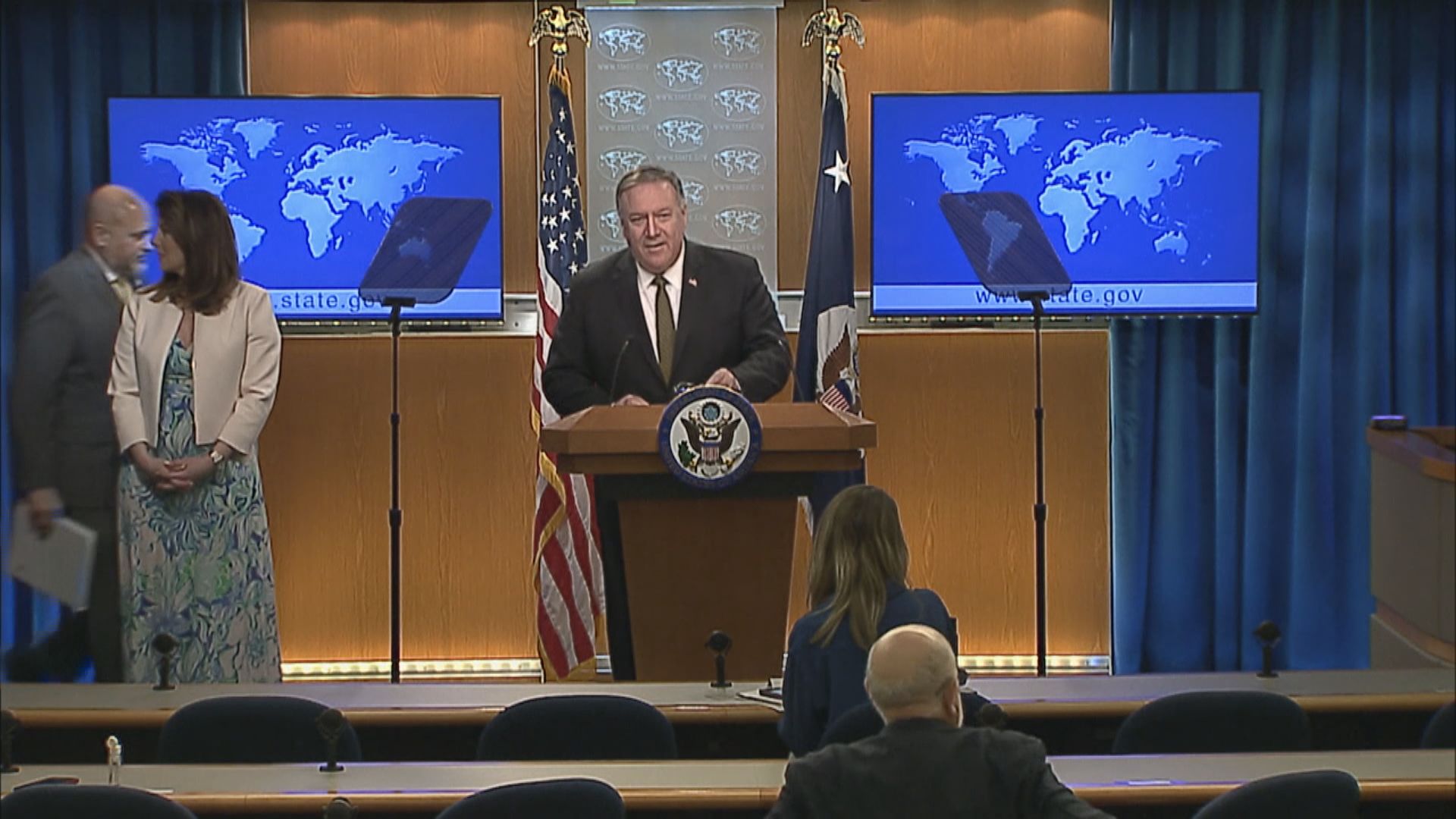 蓬佩奧質疑中方沒及時向世衛通報疫情