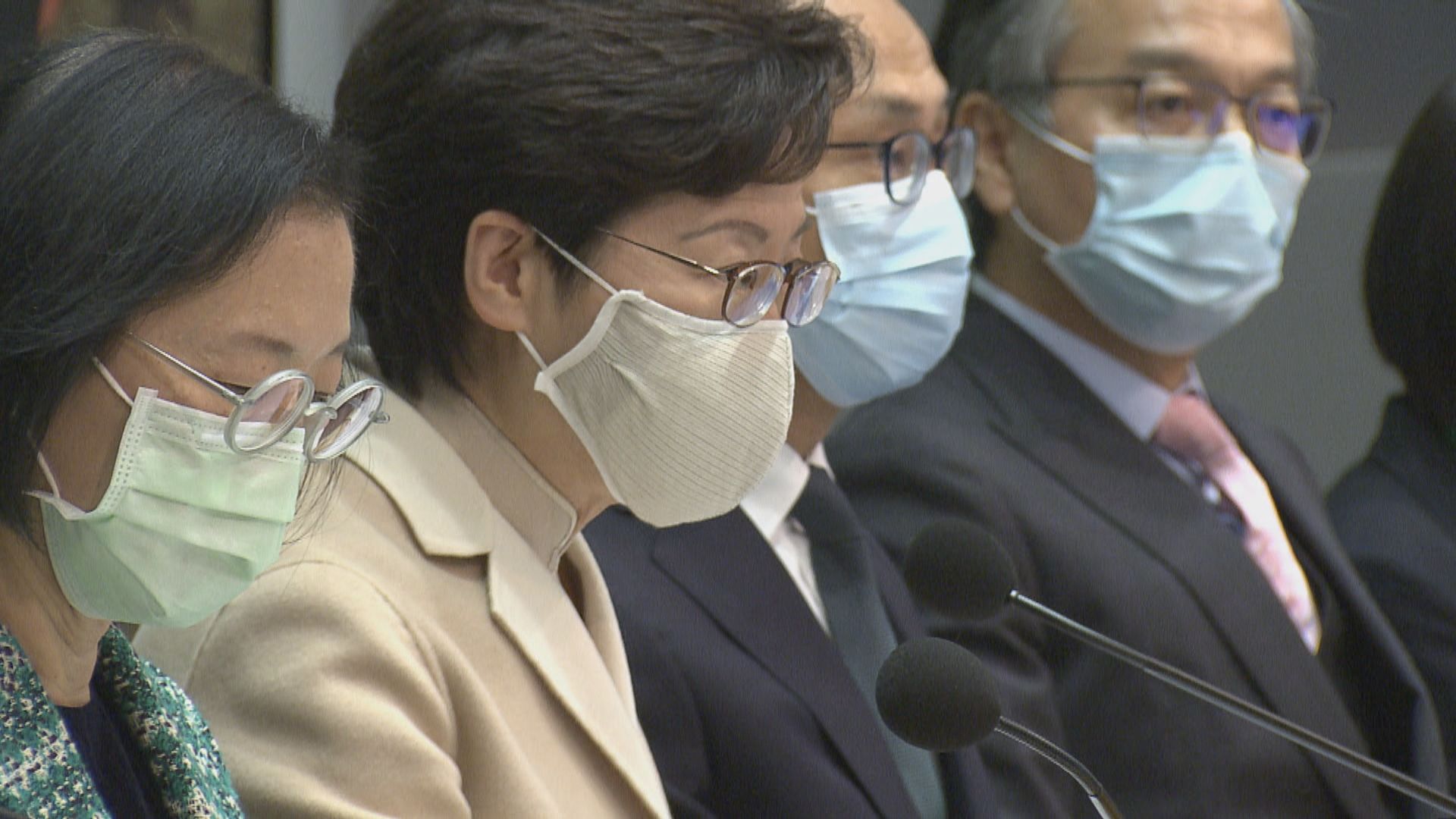 政府批准緊急使用新冠疫苗　巿民可根據特定時間及地點選擇接種哪款疫苗