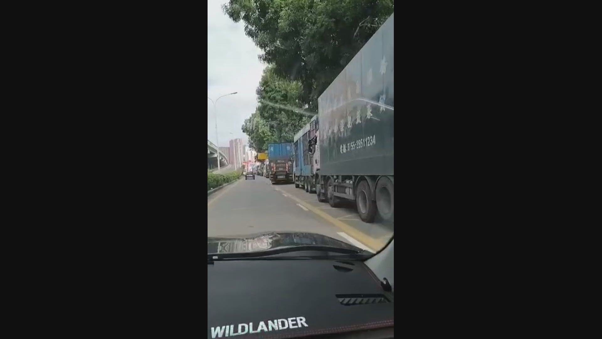 一名跨境司機疑染疫　業界擔心會影響食品供港