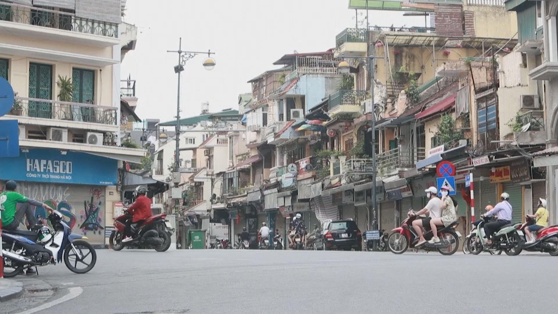 越南暫停國際航班飛往河內以遏止疫情蔓延