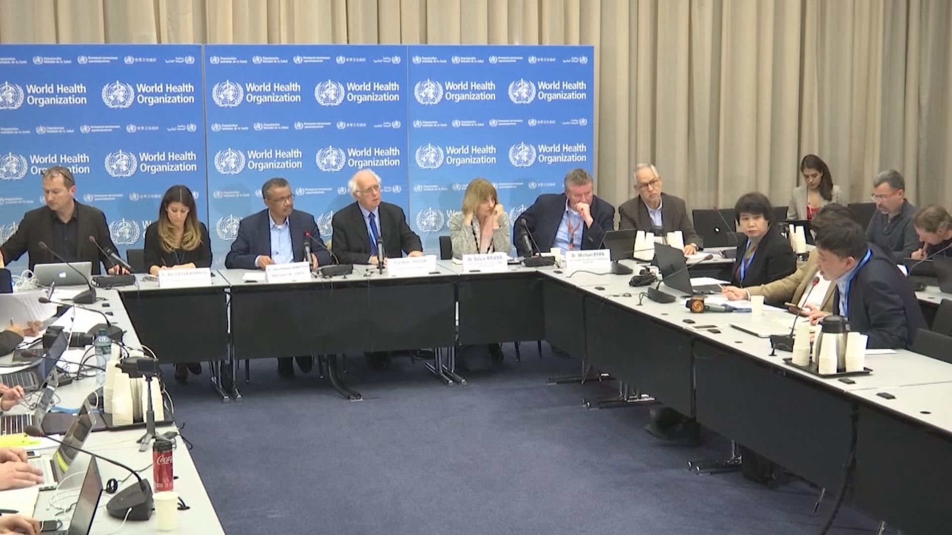 世衛稱無輕視疫情　十天內再開會評估