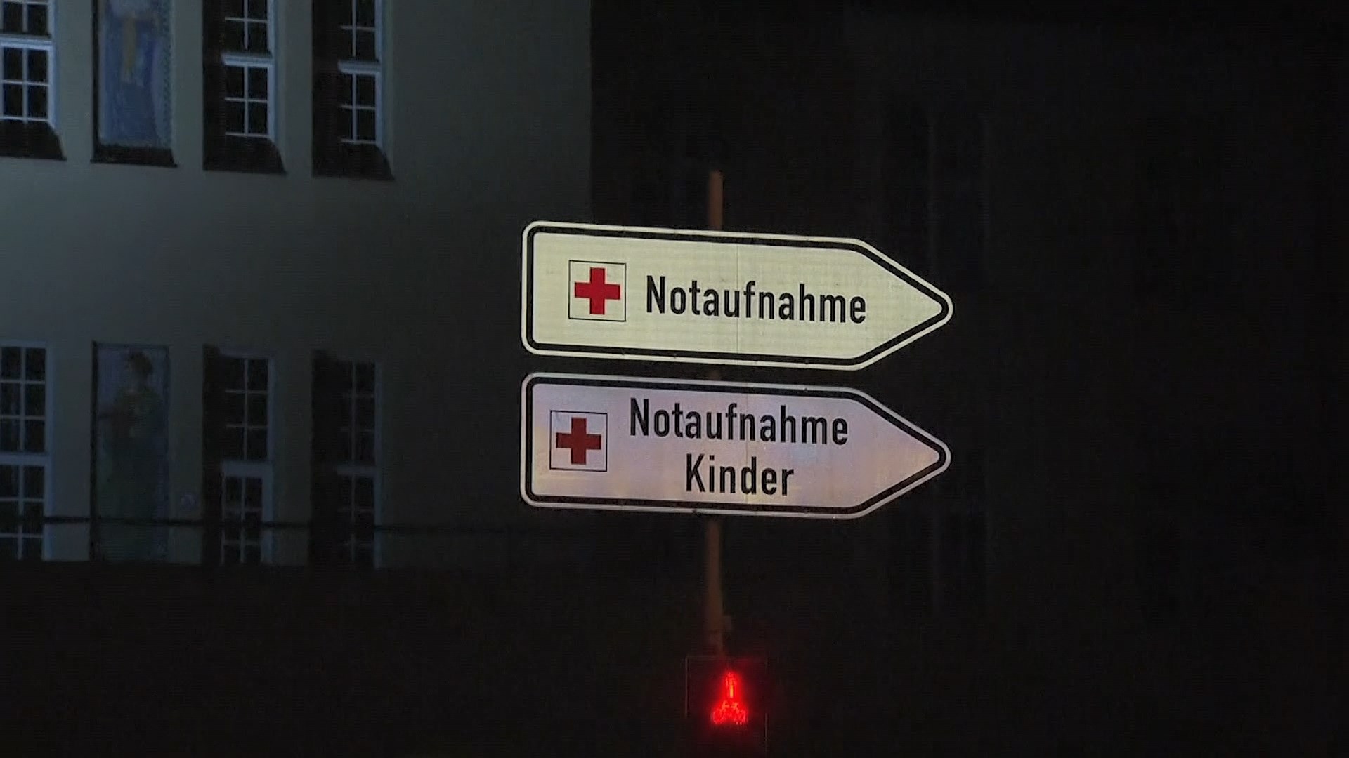 美媒：華府暫不要求美國的航空公司停飛中美班次