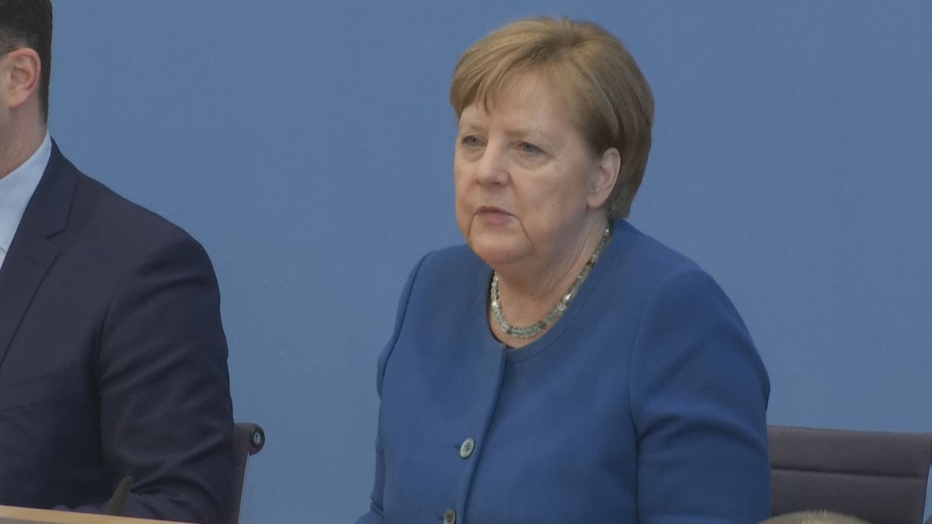 總理默克爾估計德國多達七成人感染