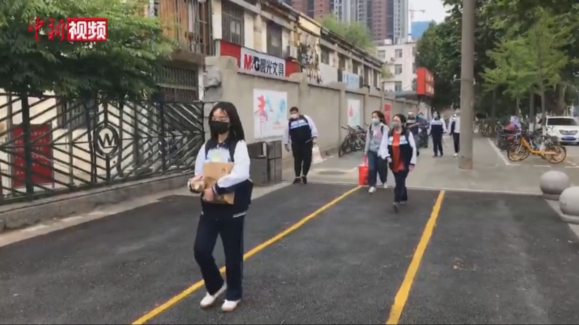 武漢高中三年級學生復課　中央助高校畢業生就業創業