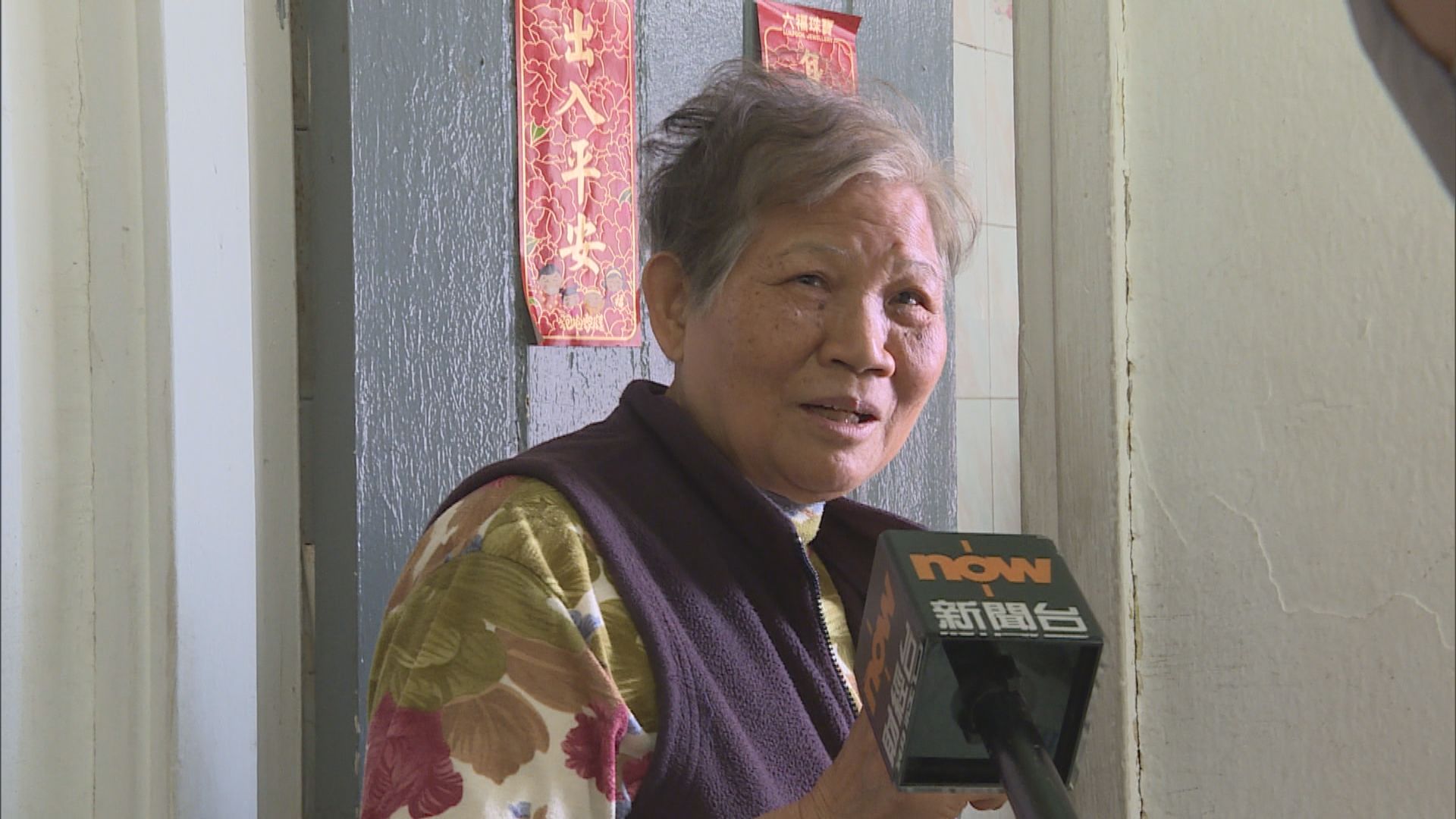 政府指會跟進封區無人應門單位　碧街居民：未見政府人員上樓跟進