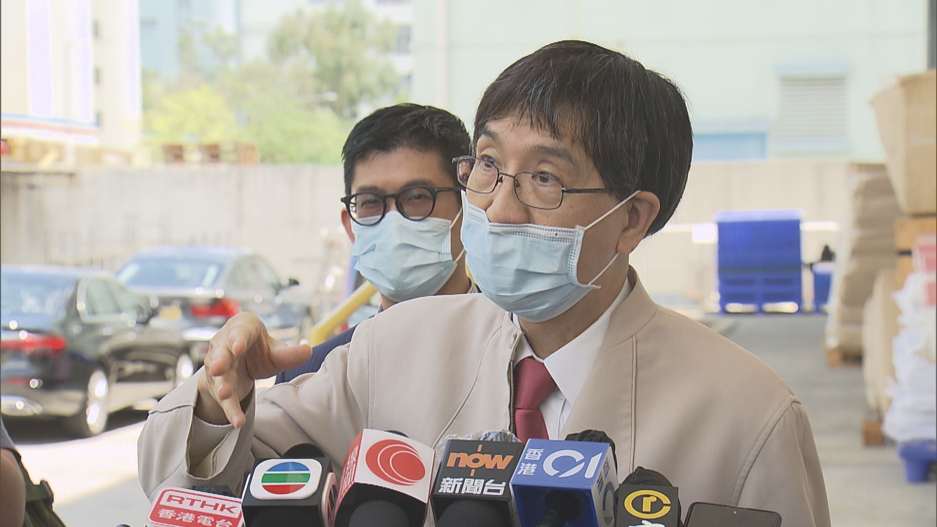 袁國勇：華大職員疑意外吸入新冠病毒DNA