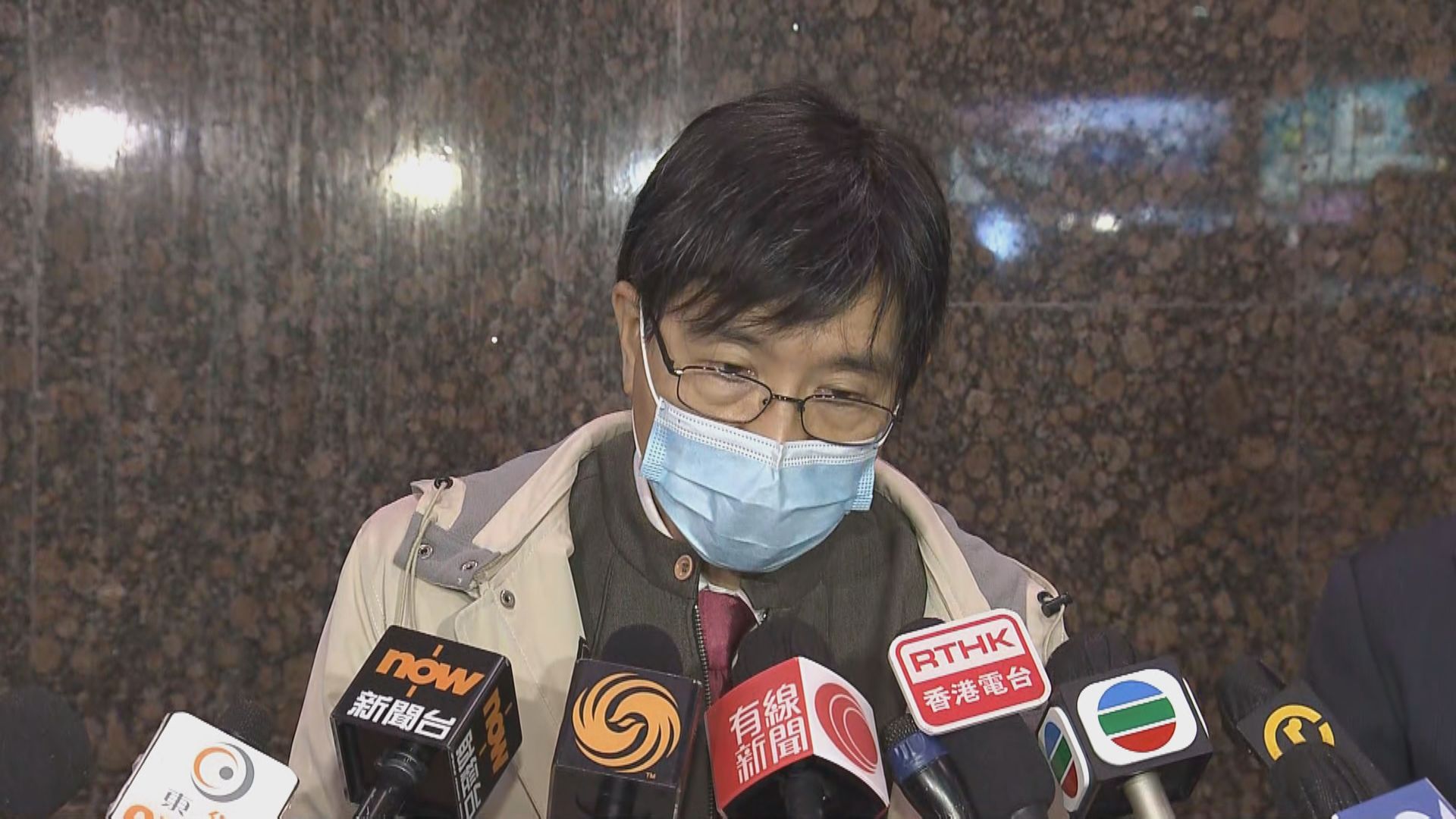 袁國勇指楊子矜檢測樣本受疫苗污染非受感染　約80人可撤銷檢疫令