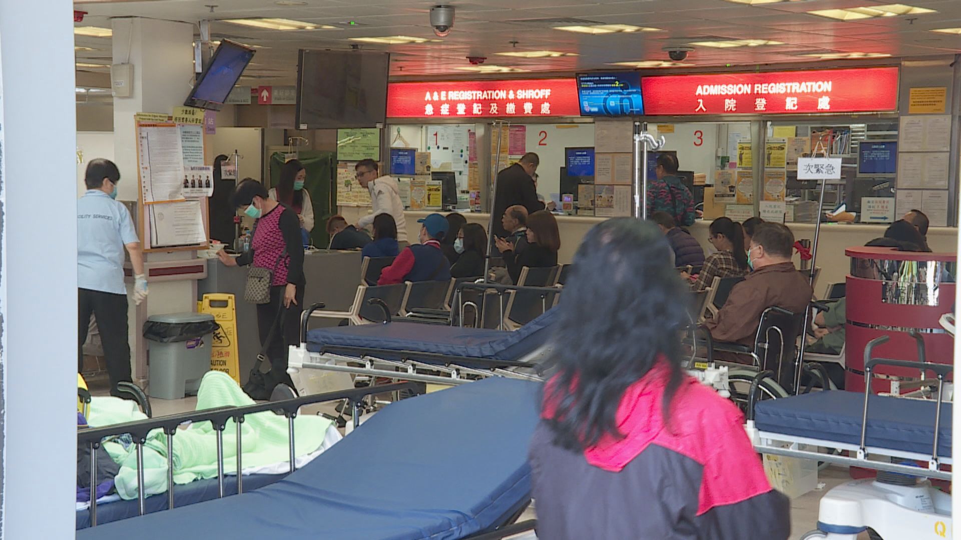 本港新增八人武漢返港現感染病徵