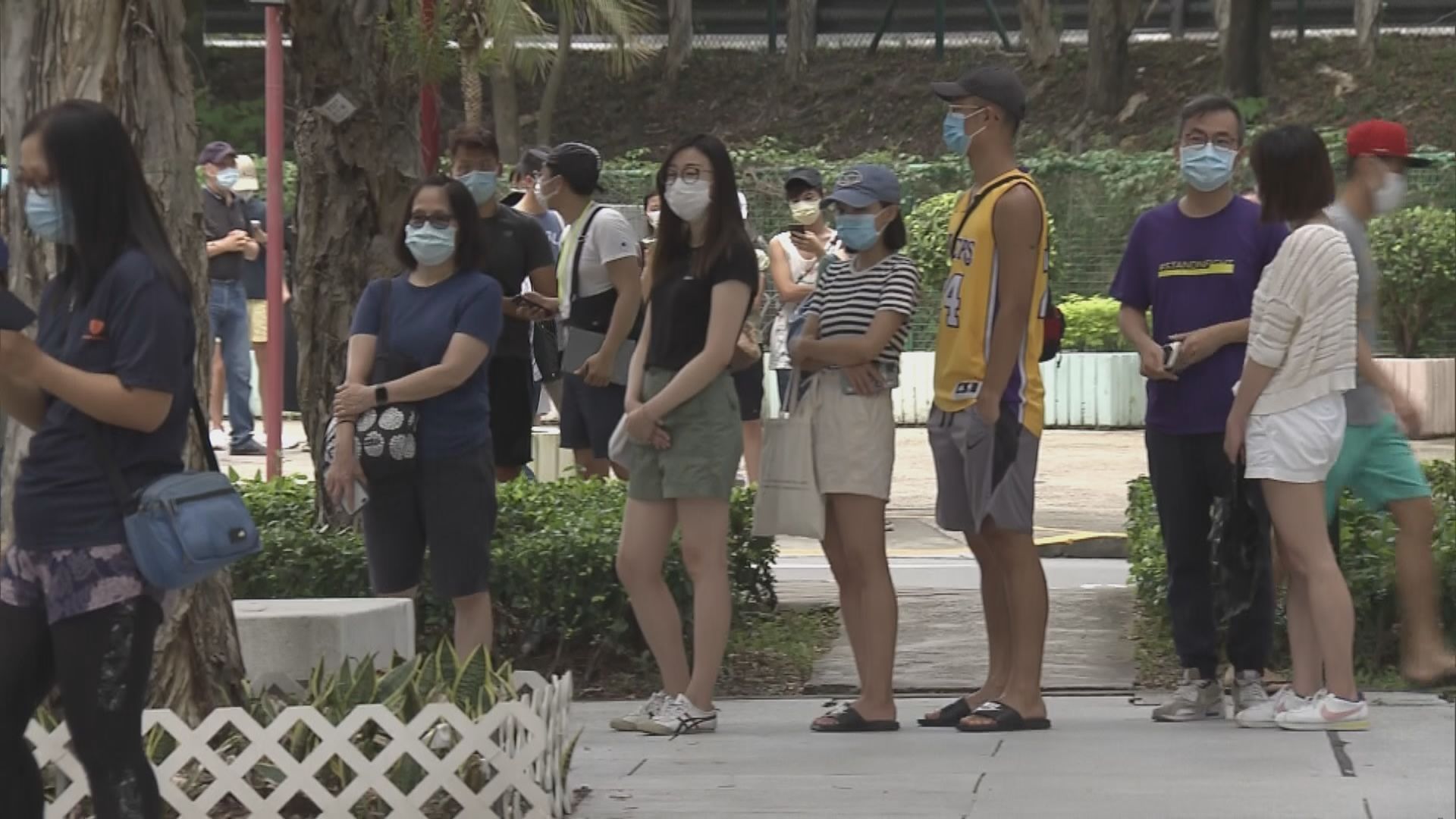 民主派初選第二日　最新累計逾41萬人投票