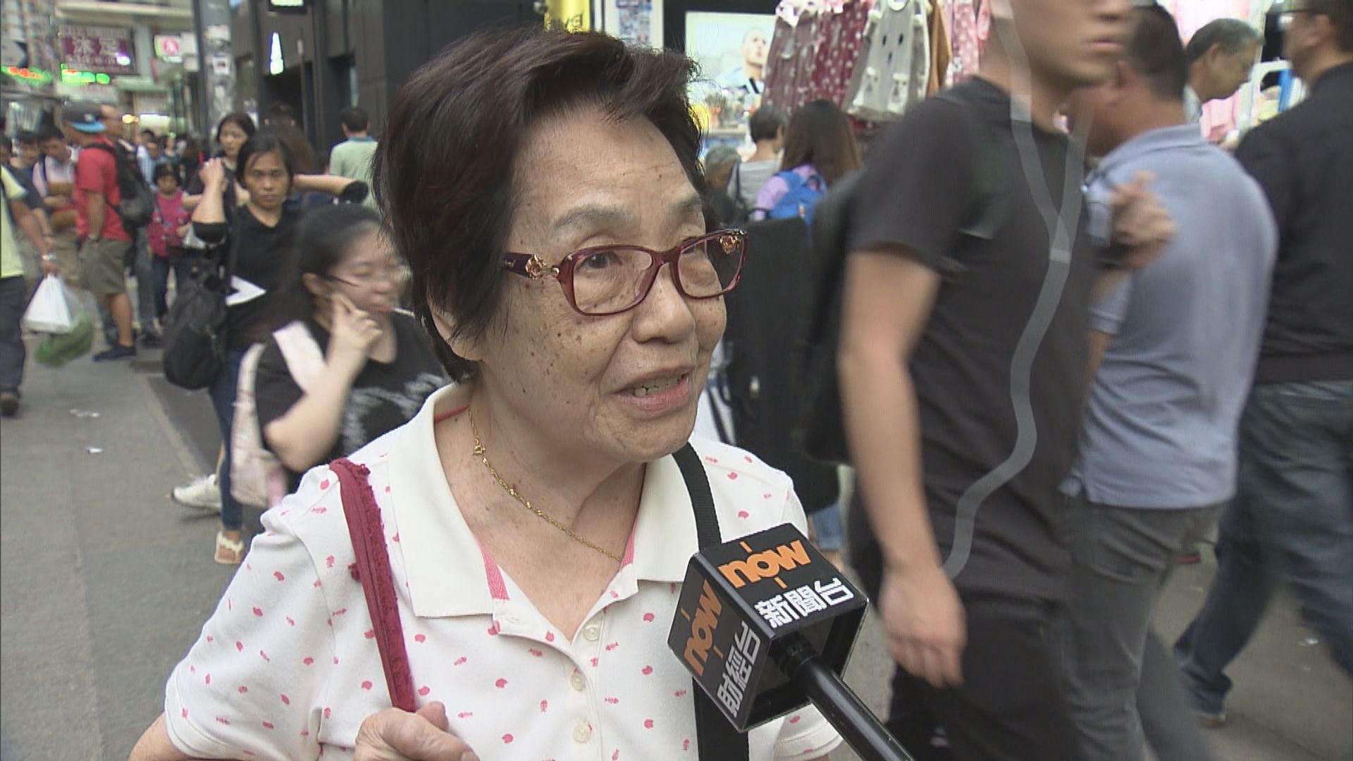 有市民認為廢物徵費價錢太高會減少製造垃圾