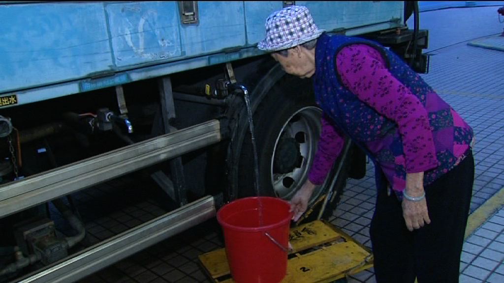 葵青區食水疑有異味 水務署正調查