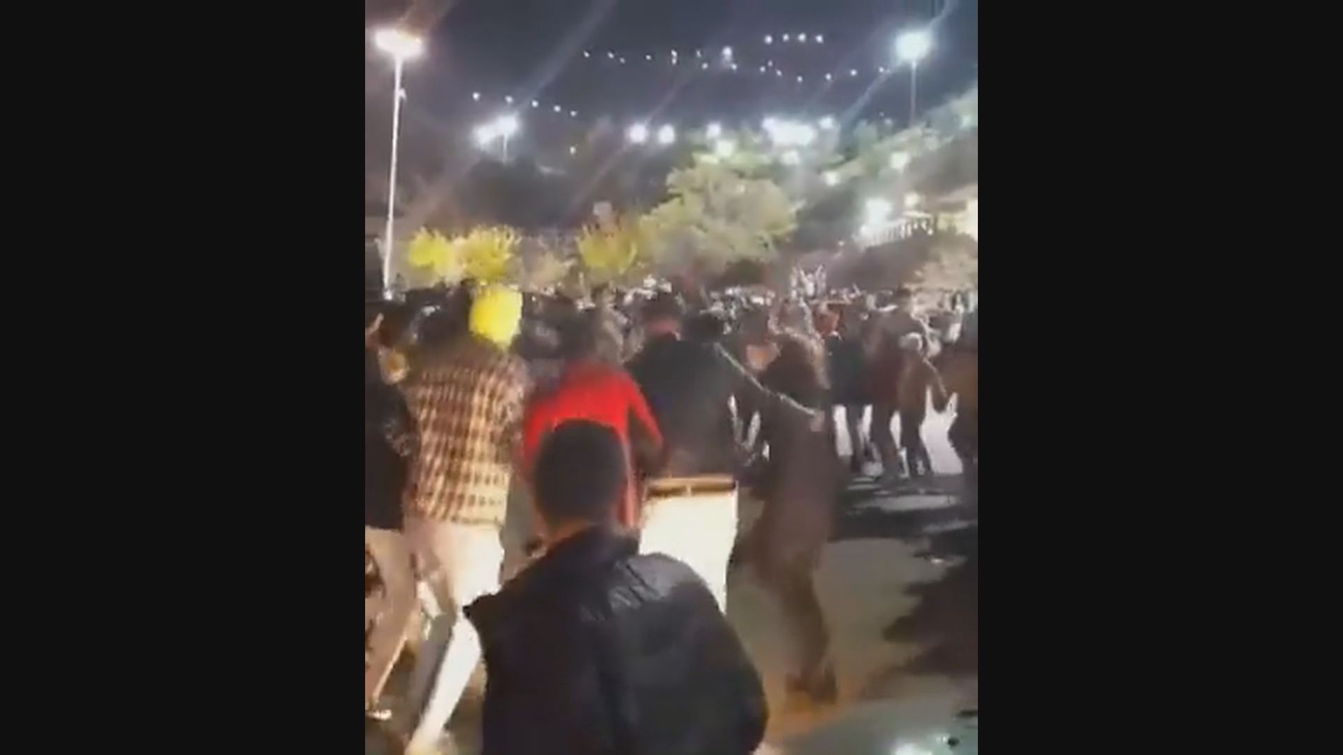 伊朗多個城市有民眾慶祝國家隊世界盃出局