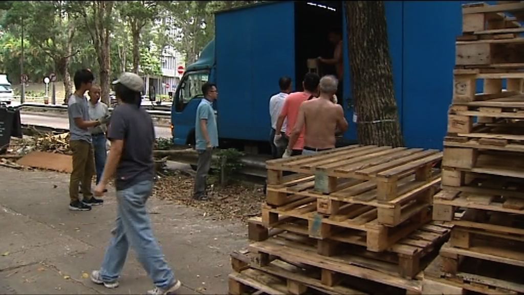 橫洲村民擬在村口布防阻政府收地