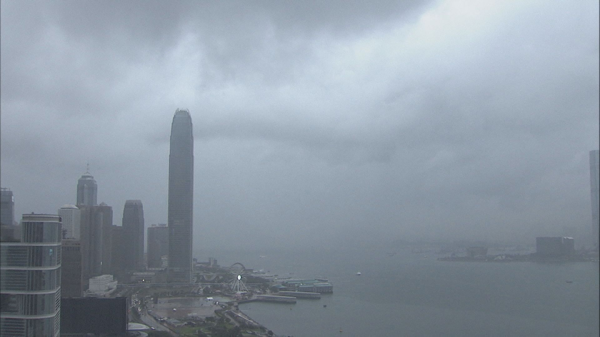 天文台預料中午前後雨勢可能較大