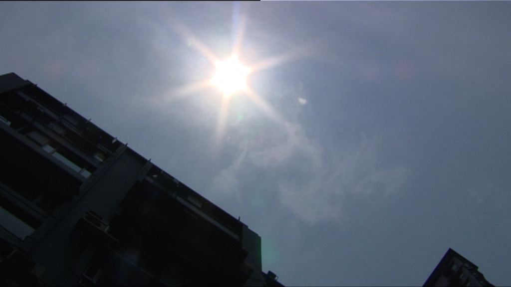 本港多區錄得37度高溫