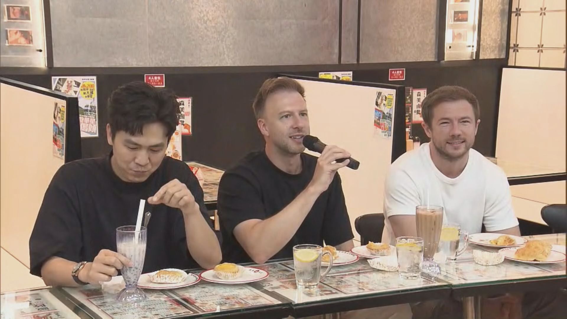 桌球「一哥」卓林普偕利素禾斯基等球員品嚐地道美食