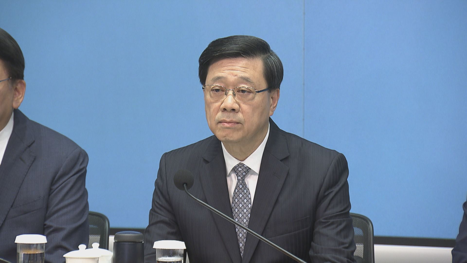 宏福苑火災報告｜房屋局獨立審查組責任最大　李家超接受何永賢請辭