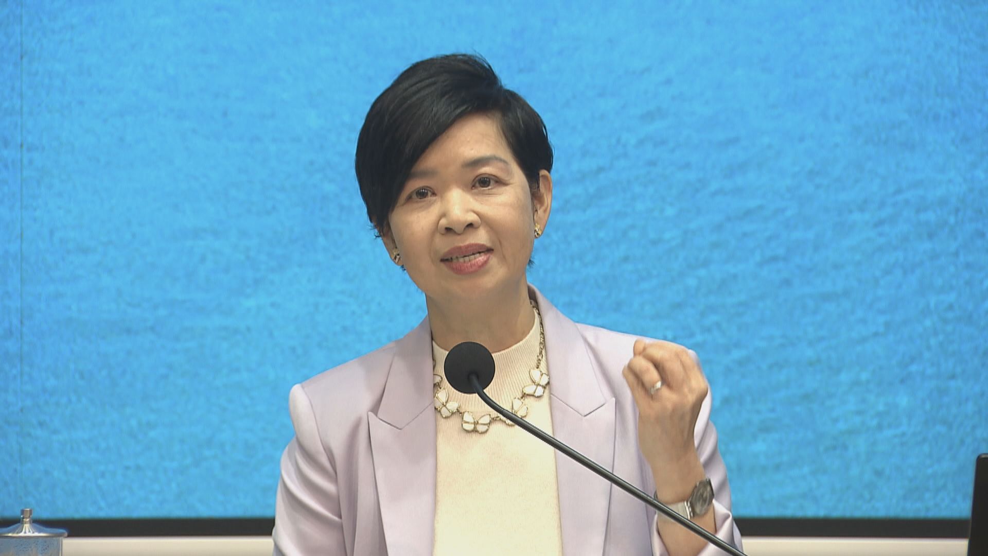 何永賢請辭房屋局局長　指願為宏福苑火災承擔政治責任