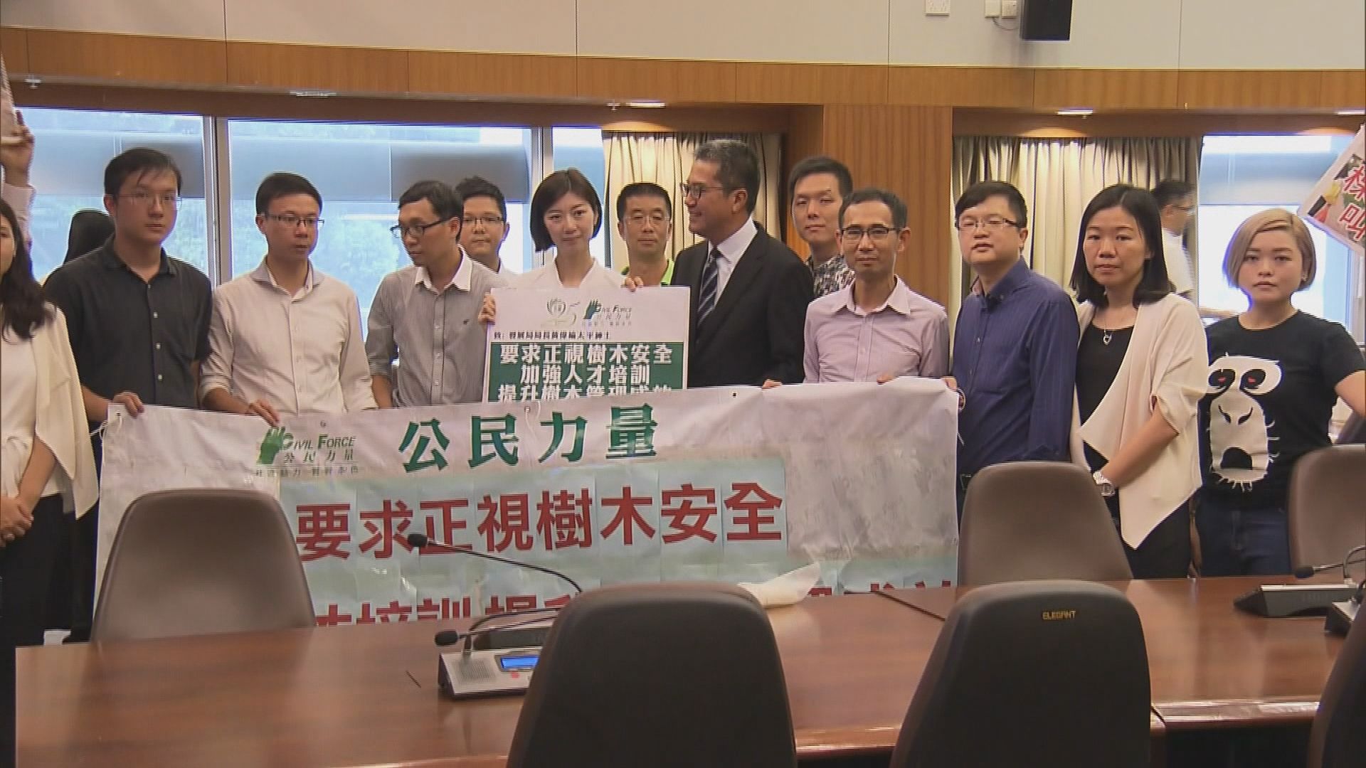 團體請願促發展局增管理樹木人手 