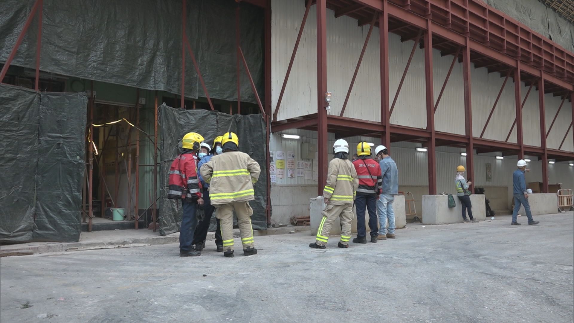 拆卸中北角皇都戲院大廈　工人遭石屎擊中頭部墮地死亡