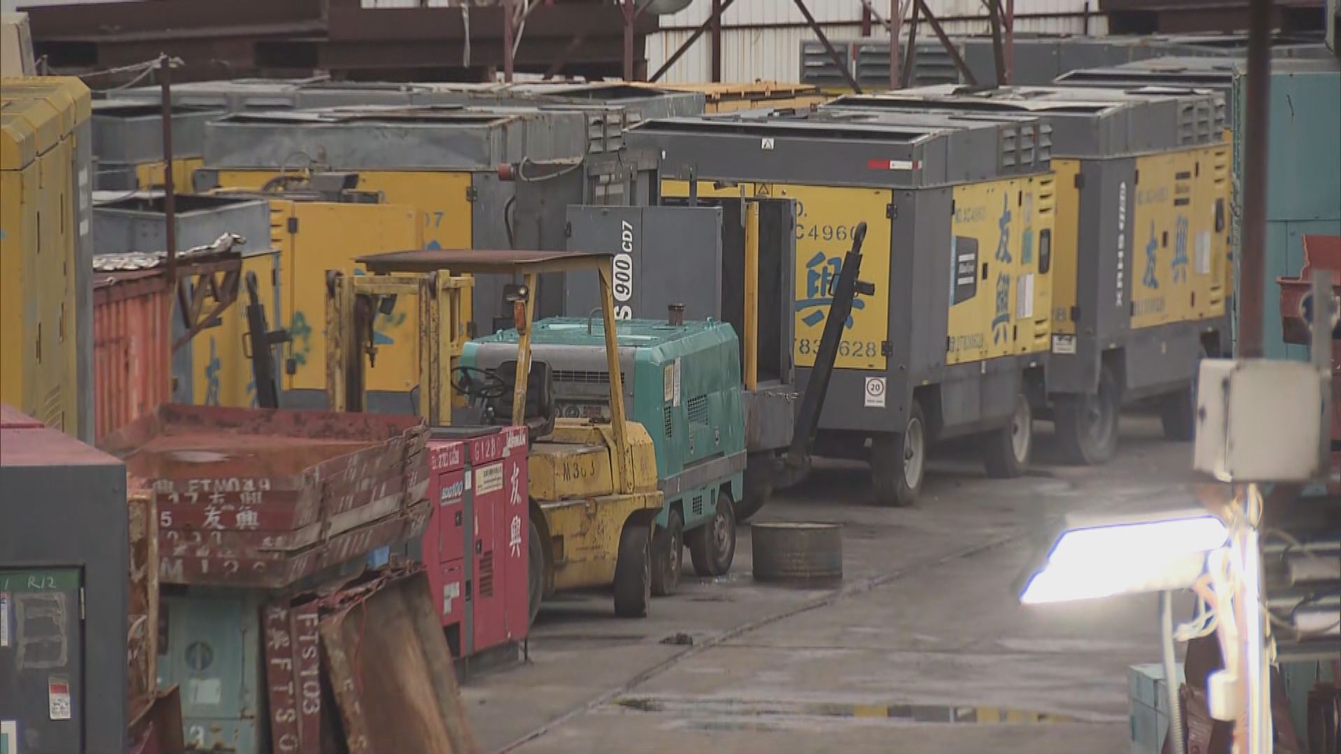 大埔林村有技工遭鋪路機壓傷　送院後死亡