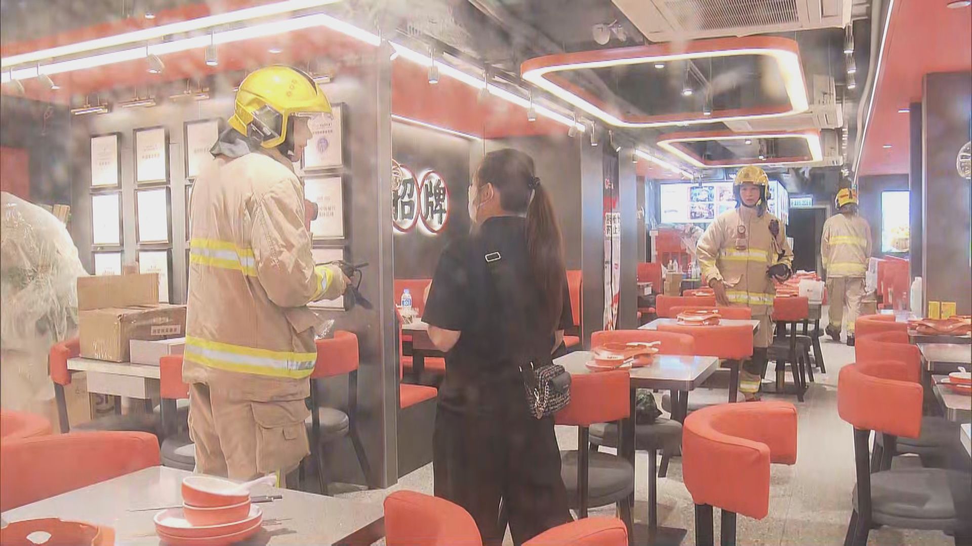 銅鑼灣有餐廳疑傳出異味　8名工人不適送院