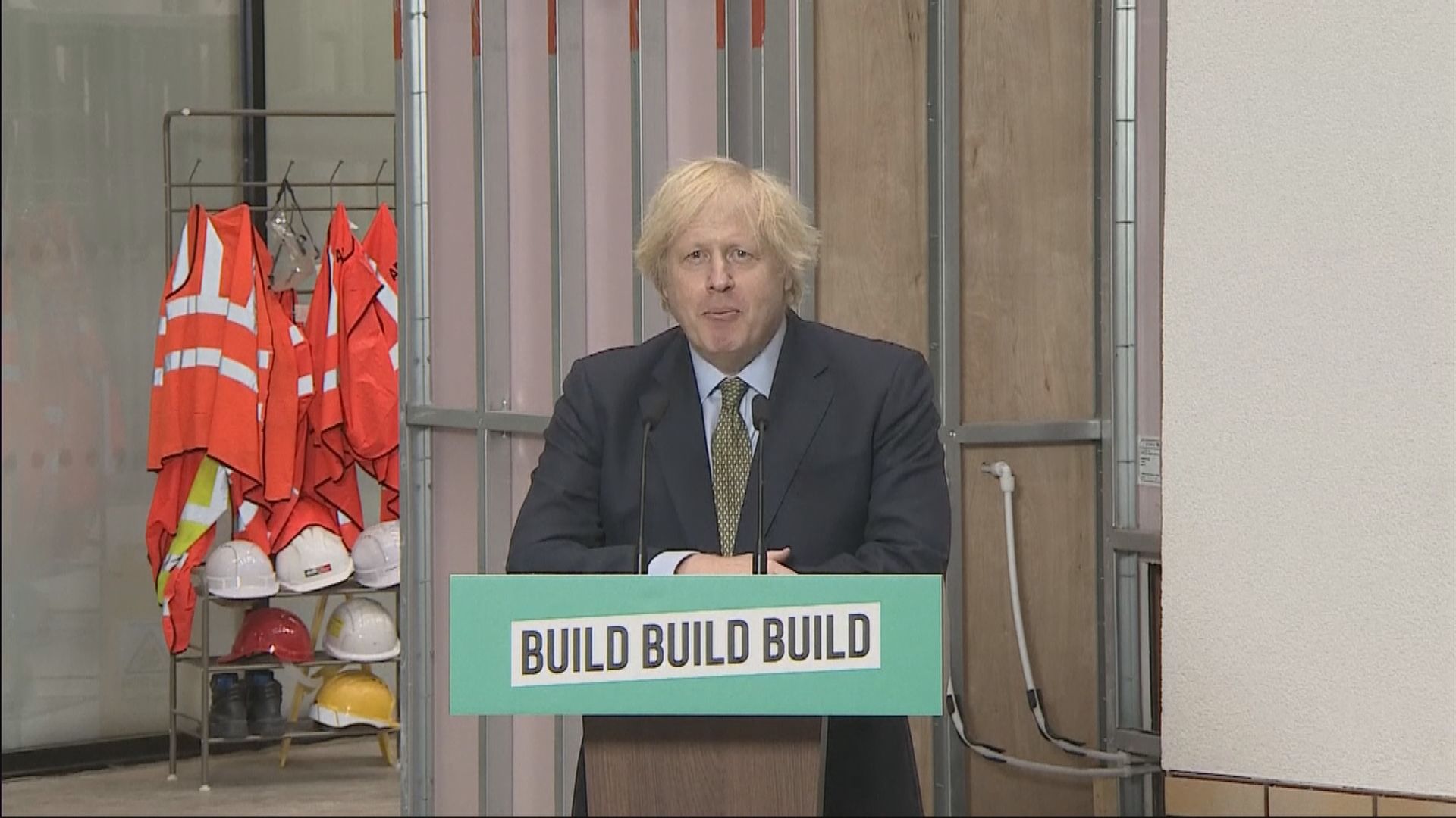 約翰遜深切關注北京通過港區國安法