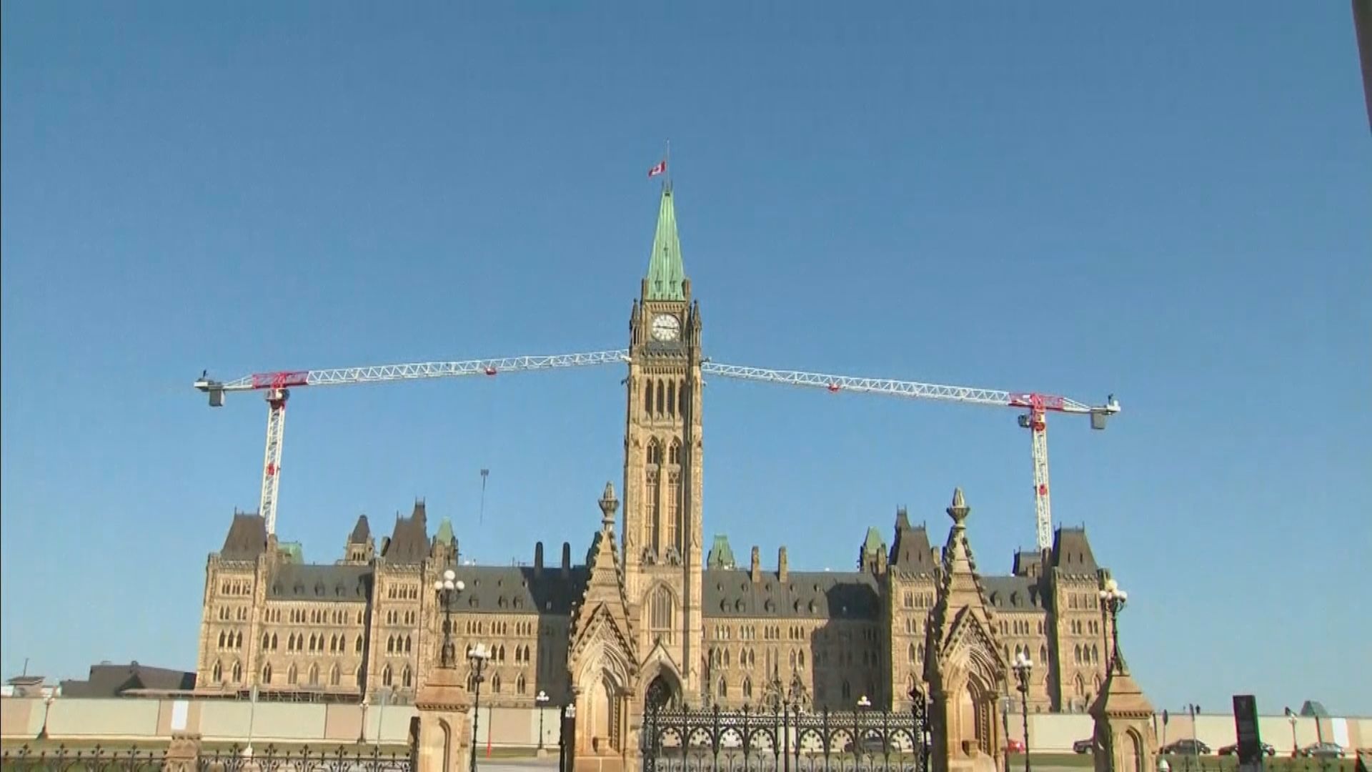 加拿大和平塔敲鐘九十九響致哀