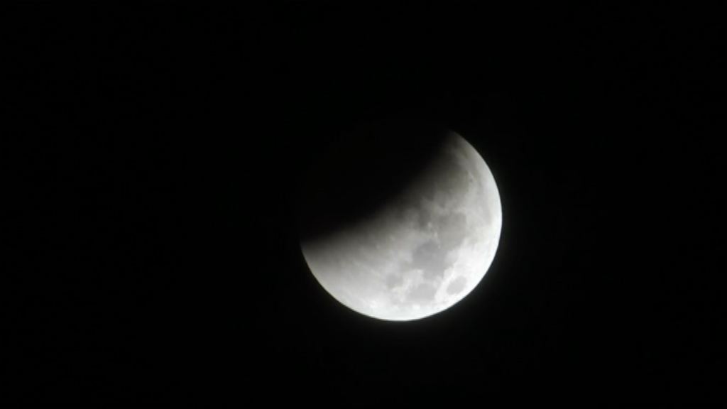 本世紀歷時最長月全食上演