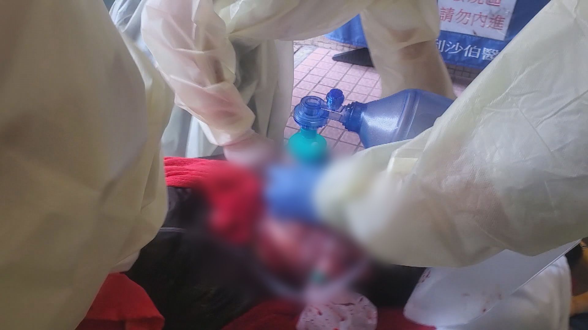 紅磡倫常血案釀四傷　夫婦重傷昏迷兩兒子受傷