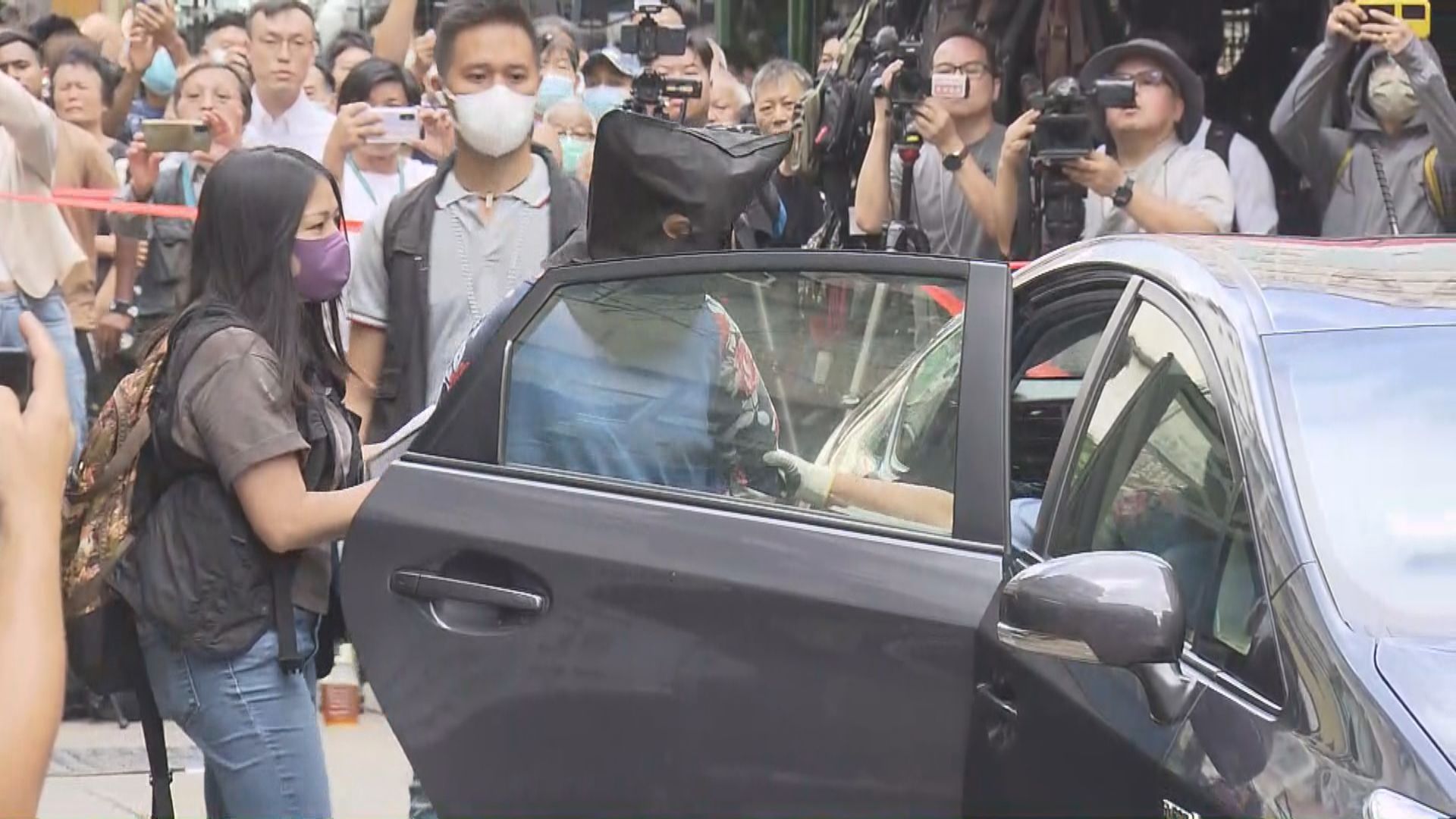 印度裔母涉用枕頭焗殺三女 疑涉家庭感情糾紛