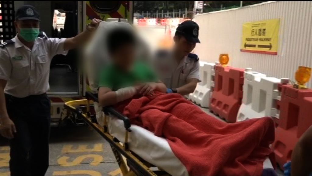 牛頭角兄弟持刀爭執同受傷被捕