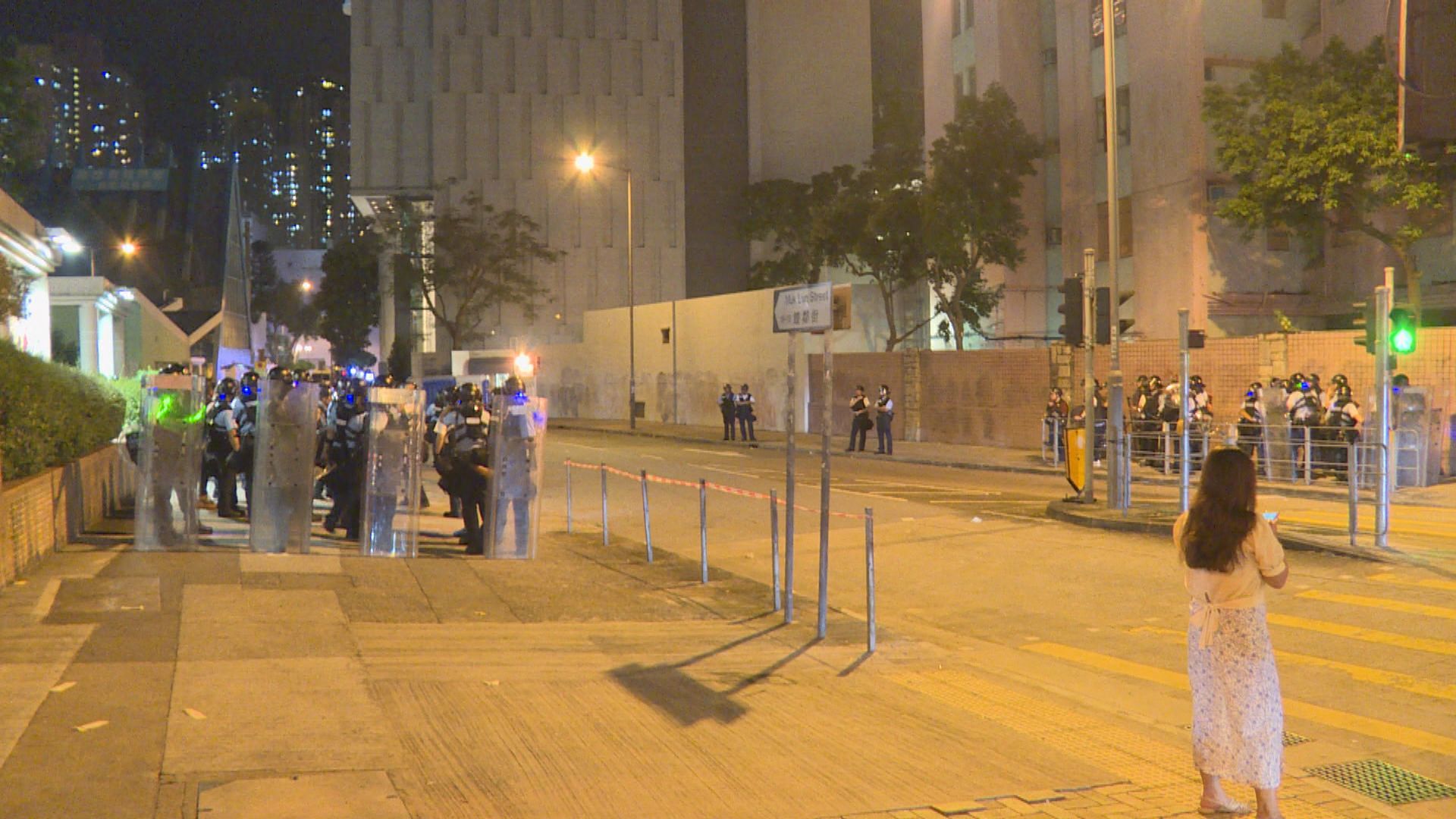 警方再拘三人　涉前年黃大仙紀律部隊宿舍外集結