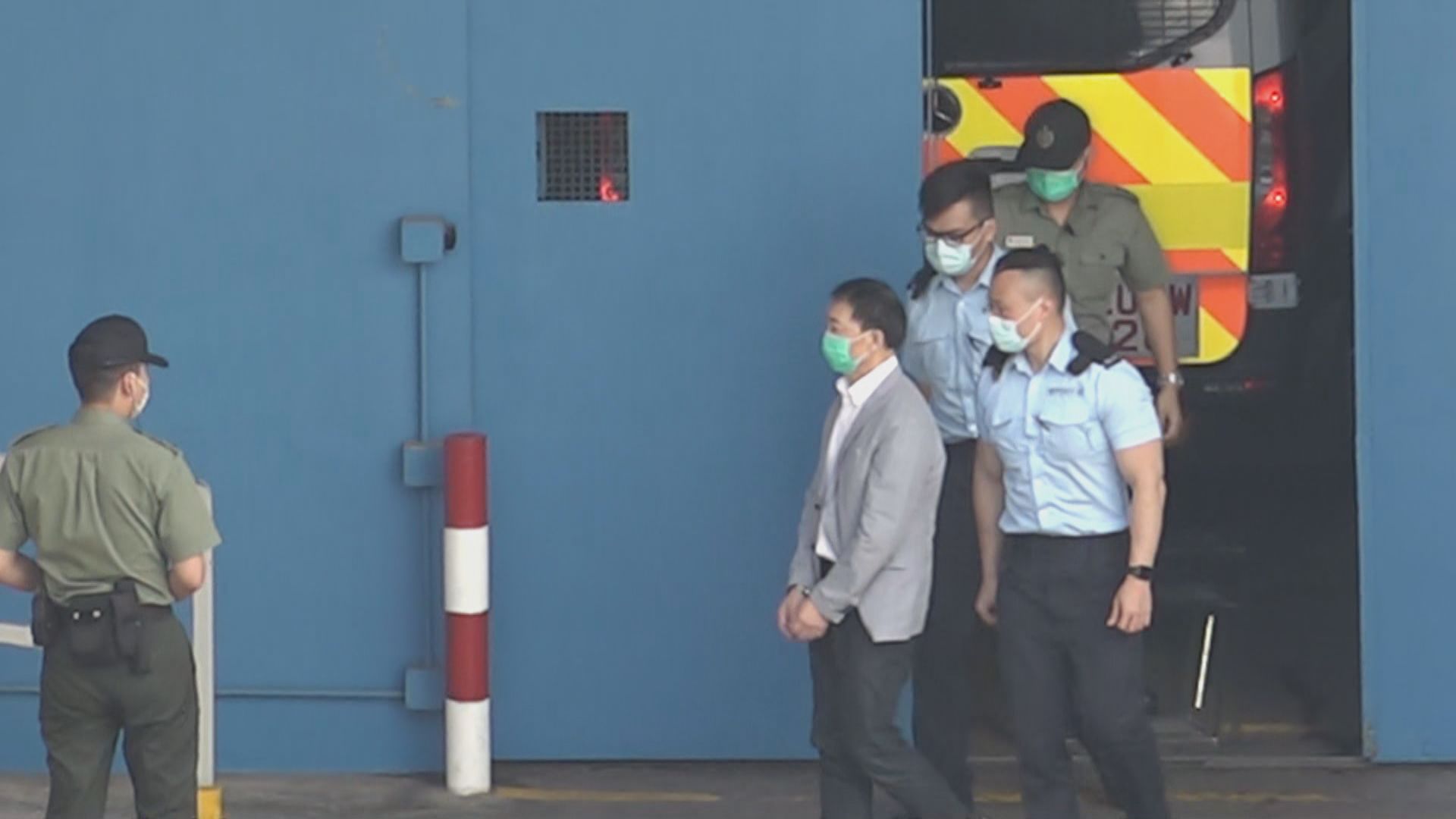 胡志偉有條件保釋出席父親喪禮　逗留半小時並跟年邁母親一聚