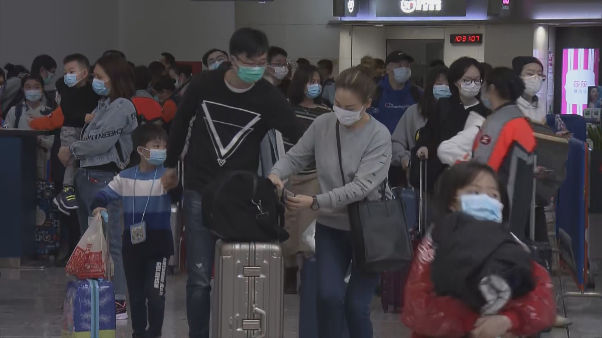 須填健康申報表　西九站旅客指需時不長