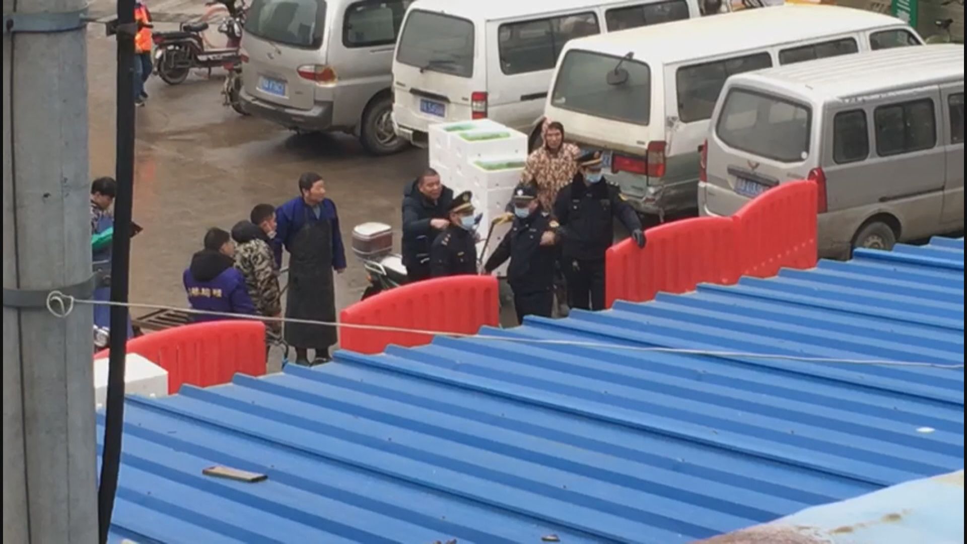 內地指武漢新型冠狀病毒有家庭聚集性病例　不排除有限人傳人可能